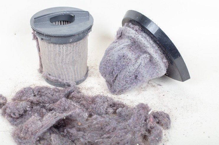 Unclogging a central vacuum